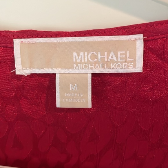 Michael Kors Red Metallic Wrap Subtle Leopard Print - Picture 2 of 6